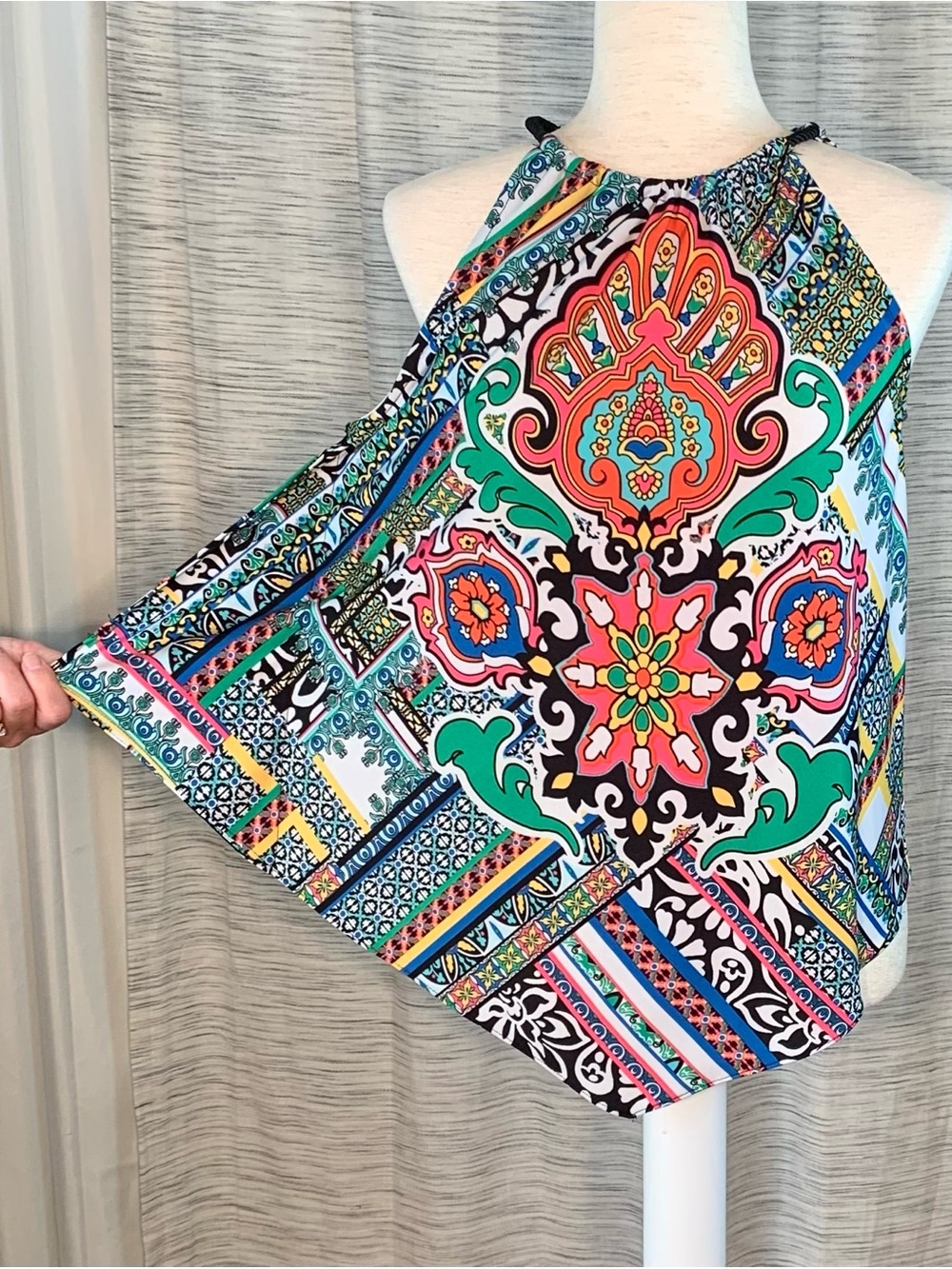 Coco Bianco abstract multicolored sleeveless asymmetric top - Picture 13 of 16